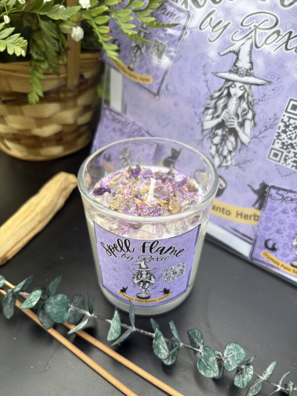 experience tranquility with our Amethyst Serenity Spell Flame candles blend infused with smooth fragrance an calming Amethyst Cristals